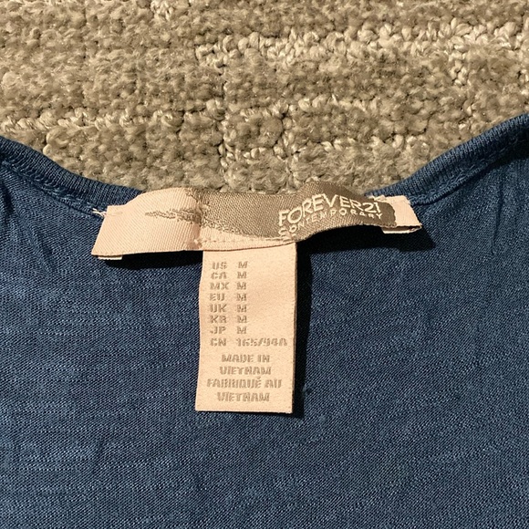 Forever 21 Contemporary - M - Picture 10 of 12